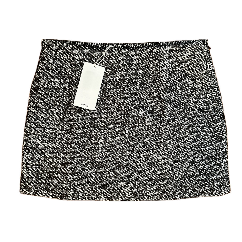NWT MANGO BLACK AND WHITE MINI SKIRT
